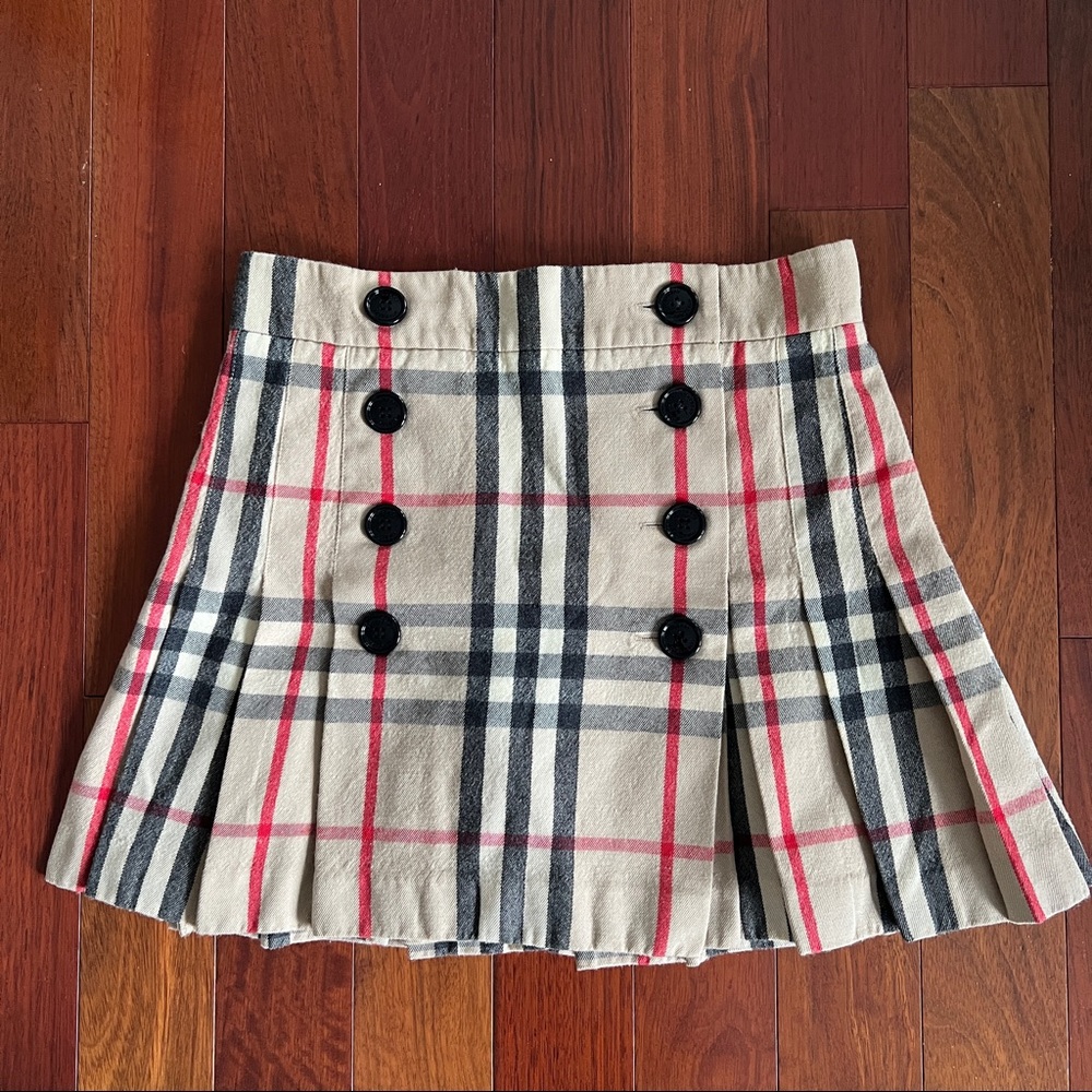 Burberry check logo skirt size 4 small